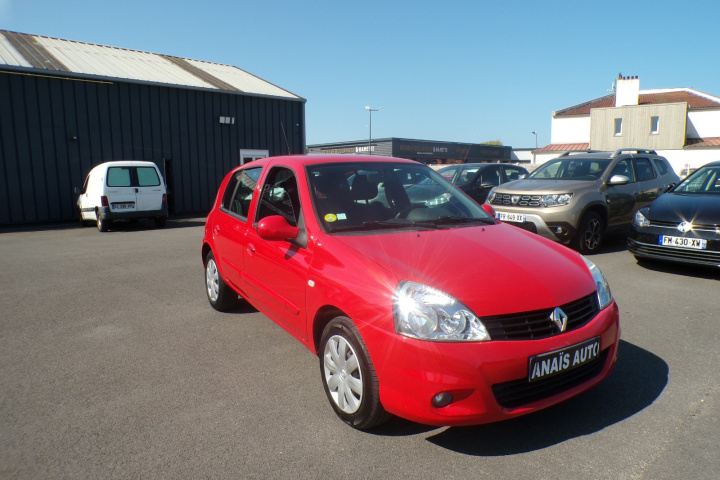 RENAULT CLIO CAMPUS
