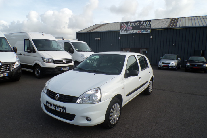 RENAULT CLIO CAMPUS