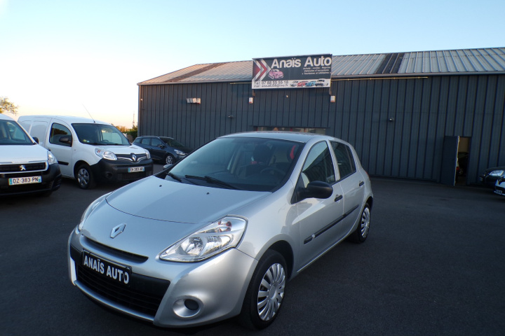 RENAULT CLIO III