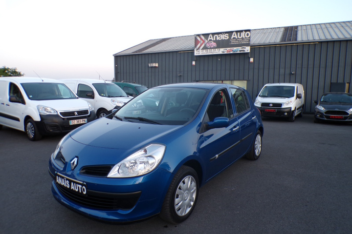 RENAULT CLIO III
