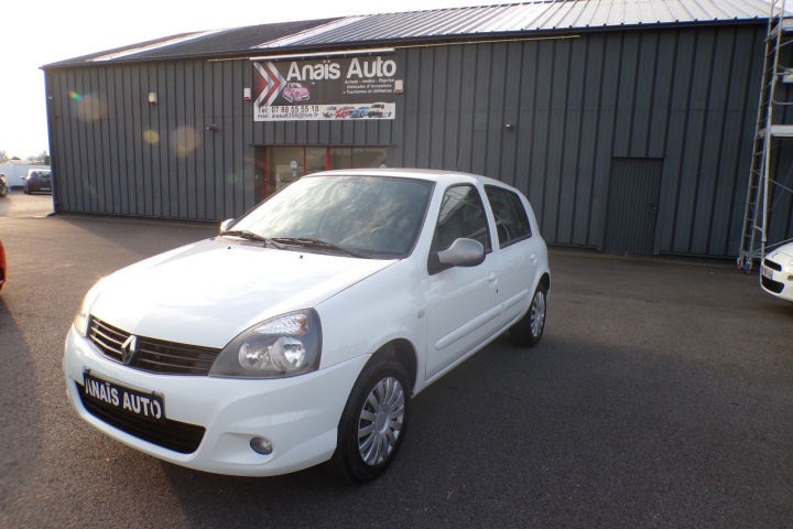 RENAULT CLIO CAMPUS