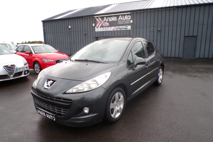 PEUGEOT 207